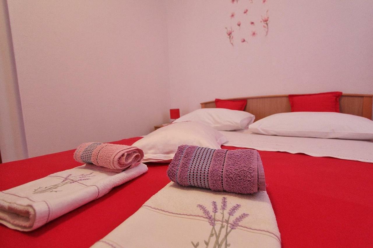 Apartments Filip โปดสตรานา ภายนอก รูปภาพ