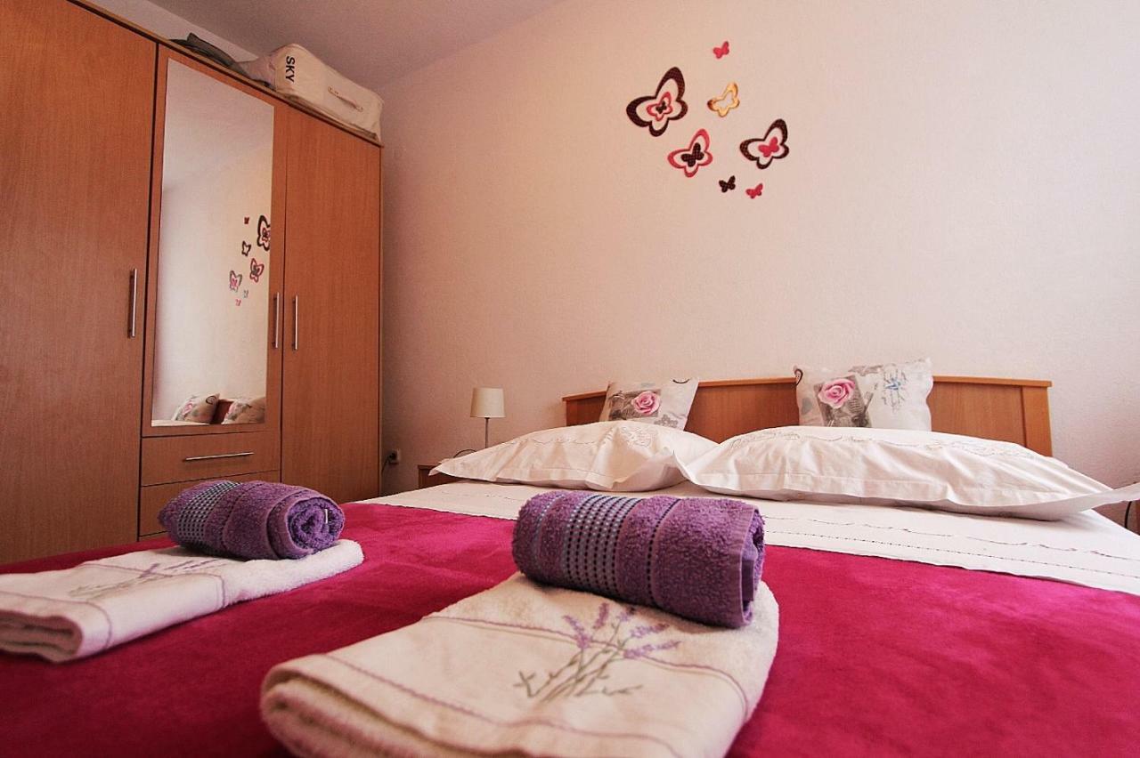 Apartments Filip โปดสตรานา ภายนอก รูปภาพ